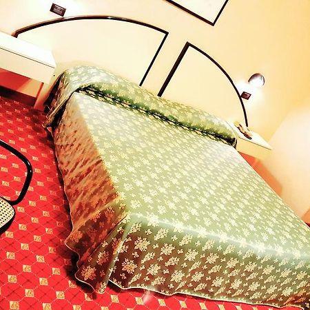 Hinterland Hotel Quartu SantʼElena Zewnętrze zdjęcie